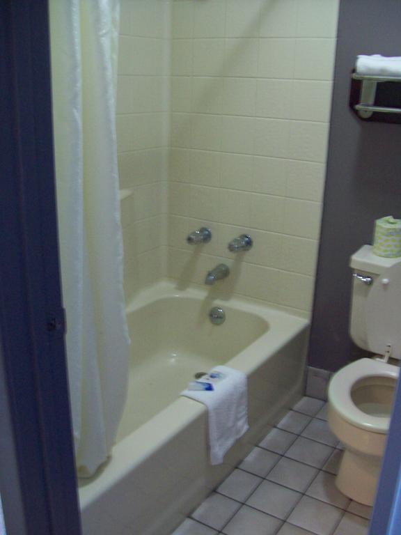 Americas Best Value Inn - Vicksburg Habitación foto